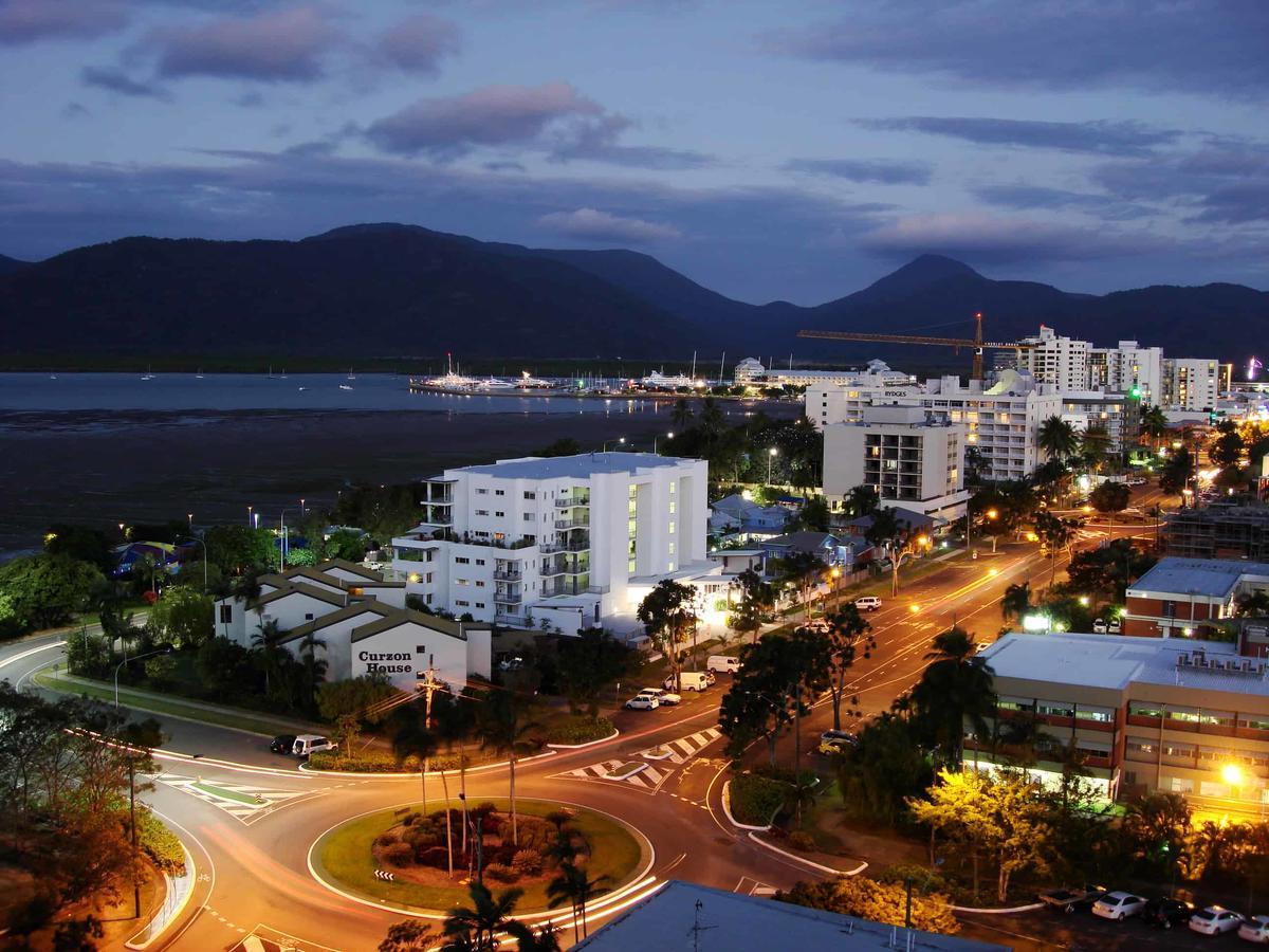 Lake Central Cairns Luaran gambar